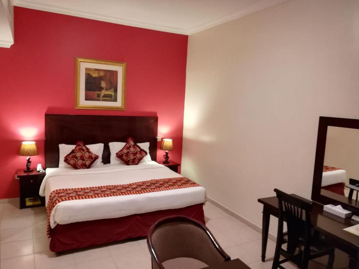 Icon Hotel Apartments Дубай Екстер'єр фото