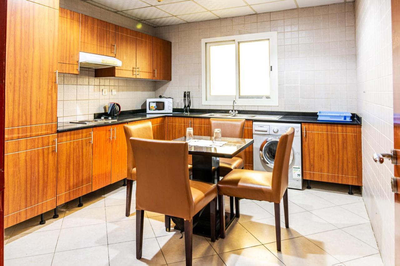 Icon Hotel Apartments Дубай Екстер'єр фото