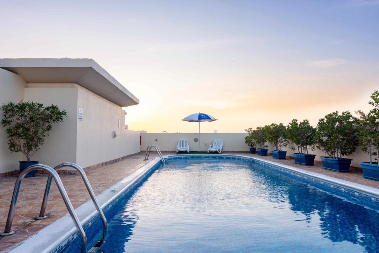 Icon Hotel Apartments Дубай Екстер'єр фото