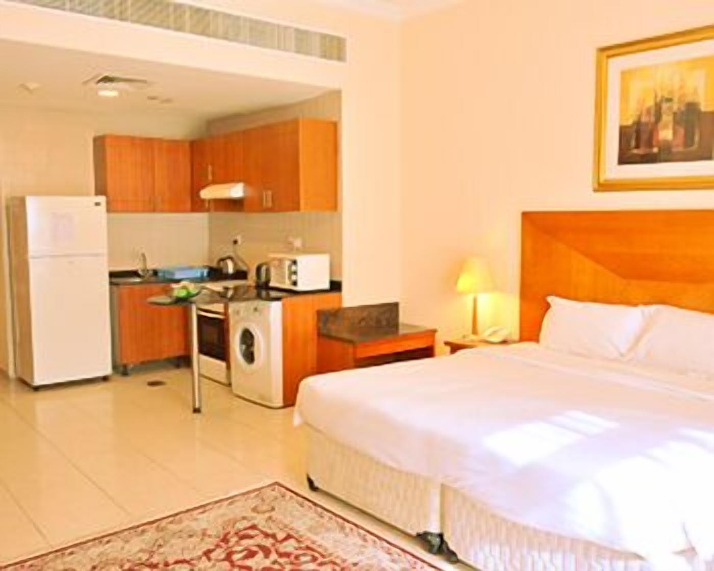 Icon Hotel Apartments Дубай Екстер'єр фото