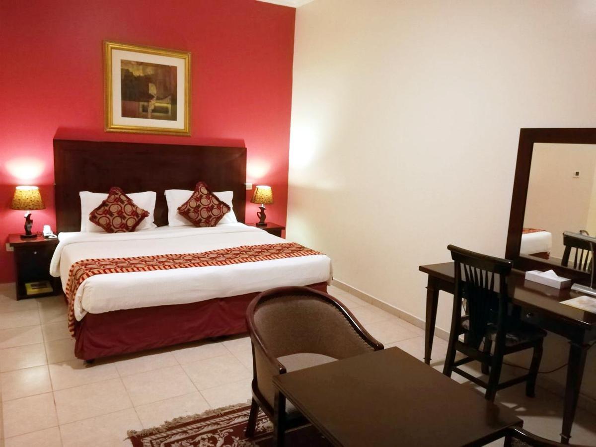 Icon Hotel Apartments Дубай Екстер'єр фото
