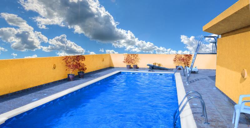 Icon Hotel Apartments Дубай Екстер'єр фото